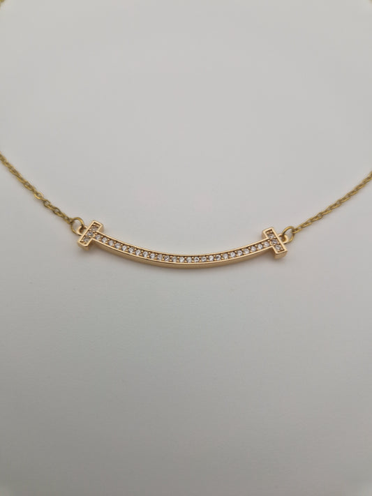 Collier Souriant "Éclat d'Or" – Zircons & Finition Dorée