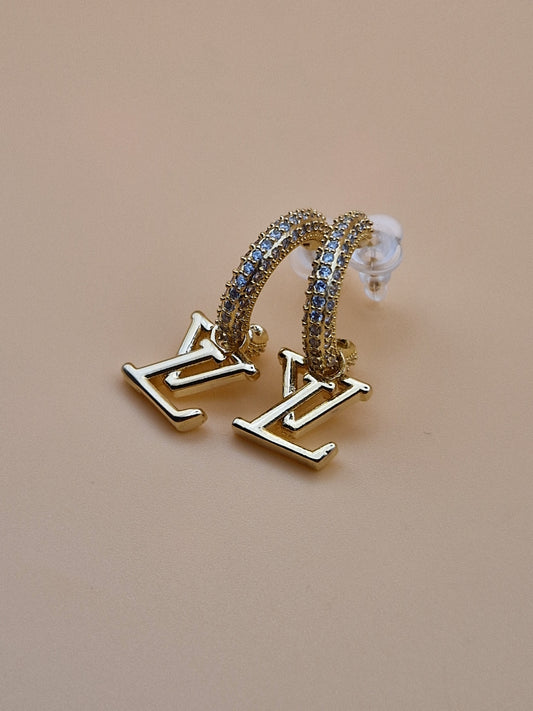"Élégance Monogram" – Dorées & Cristallines