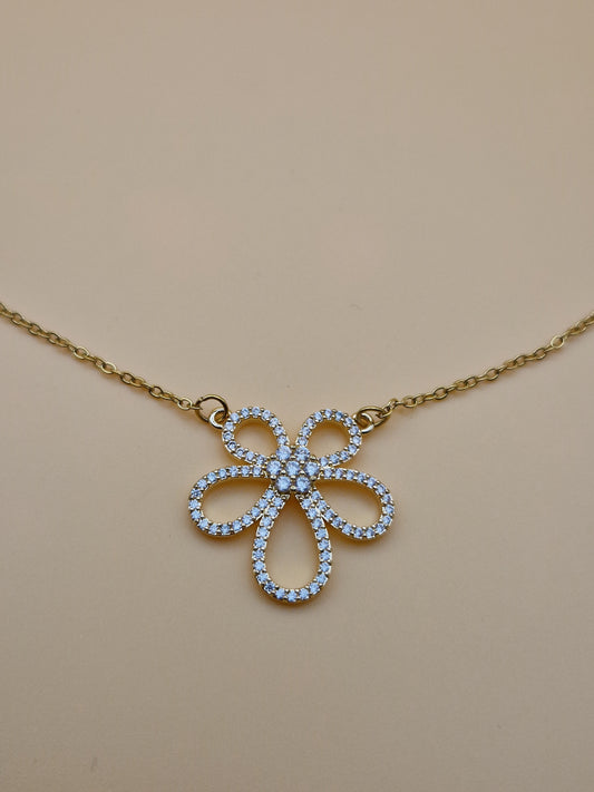 Collier "Sourire d'Or" – Éclat Minimaliste en Zircon