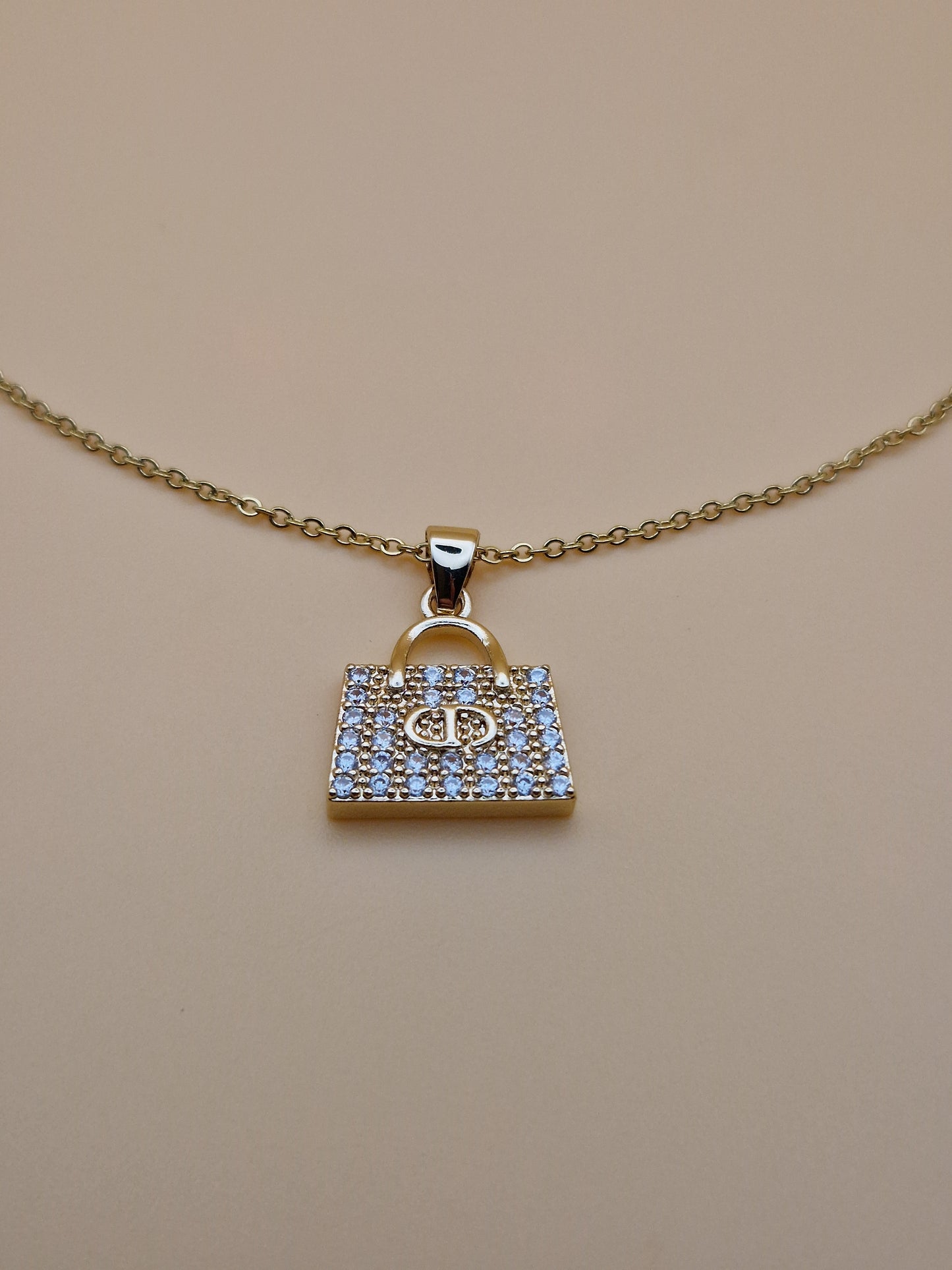 Collier "CD"  – Pendentif Sac à Main Strassé