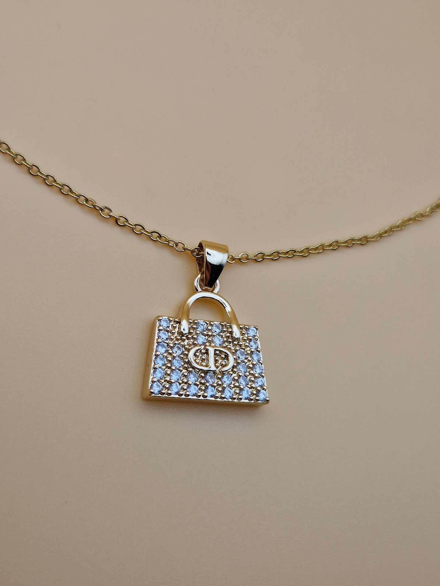 Collier "CD"  – Pendentif Sac à Main Strassé