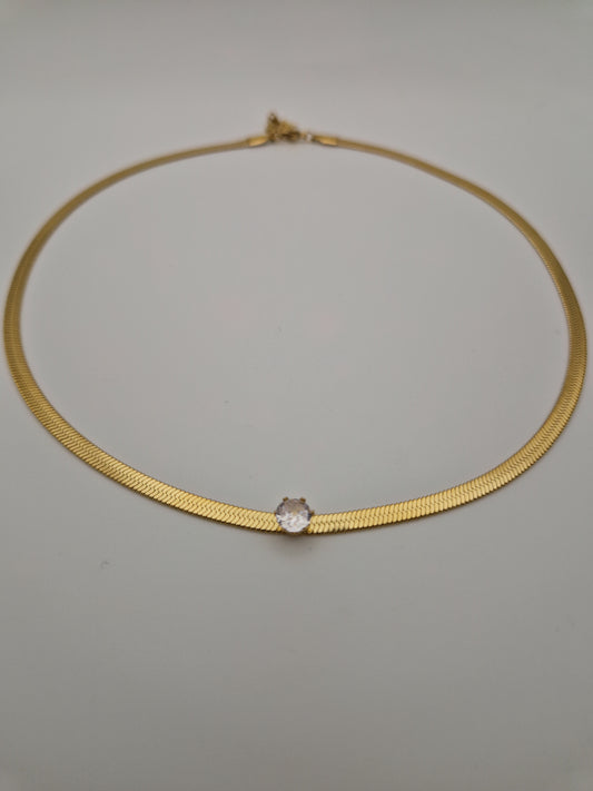 Collier Élégance Dorée – Solitaire Cristal