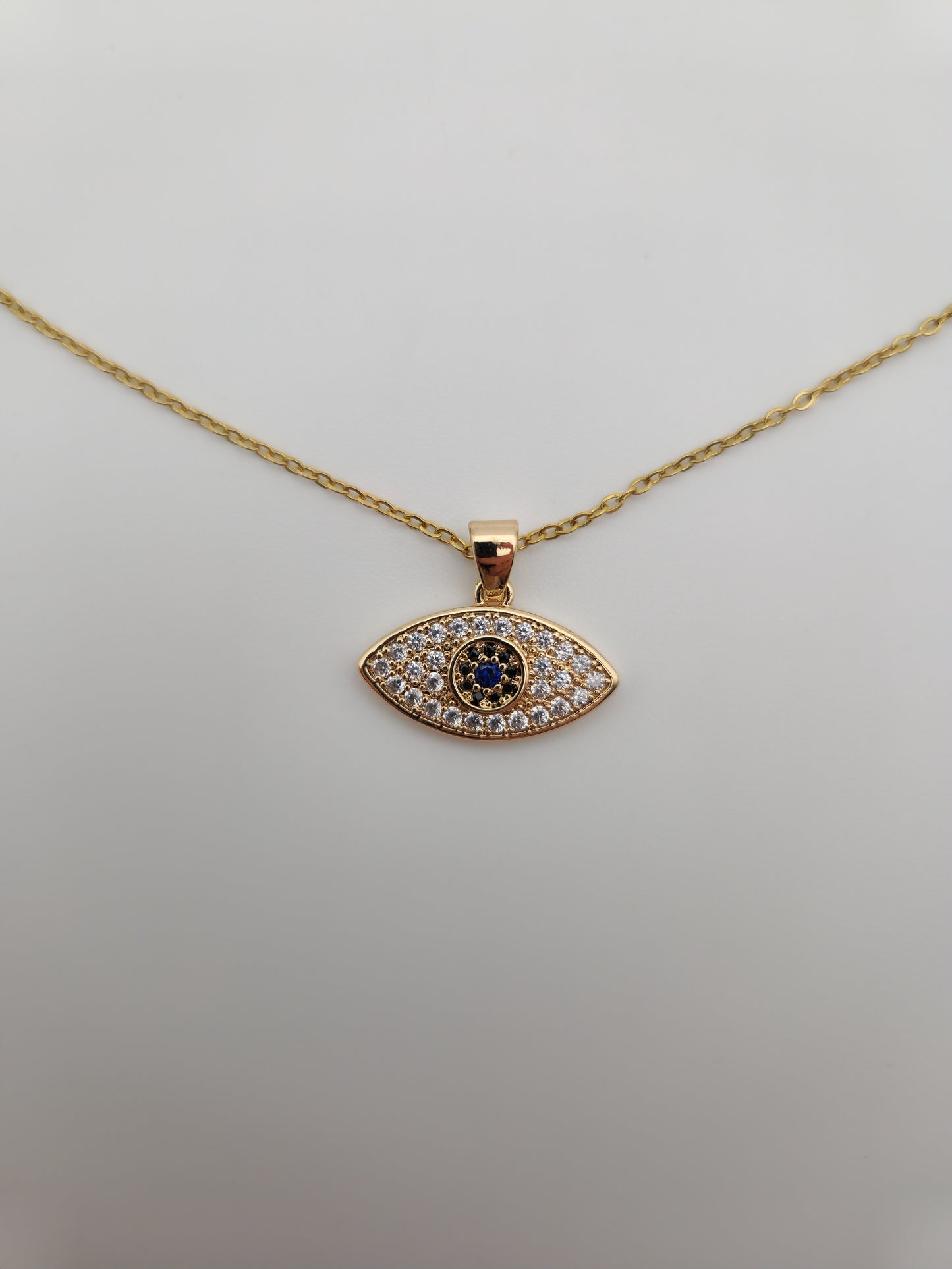 Collier " Oeil de Lumière" – Talisman Protecteur en Zircon