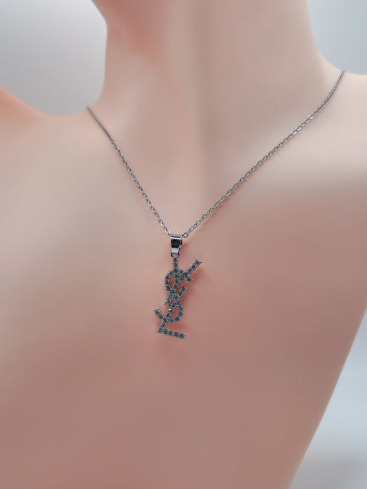 Collier Élégance "YSL" en Zirconium – Chaîne Argentée Luxe