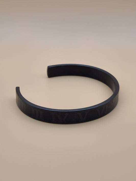 Bracelet Céleste Noir – Gravure Romaine